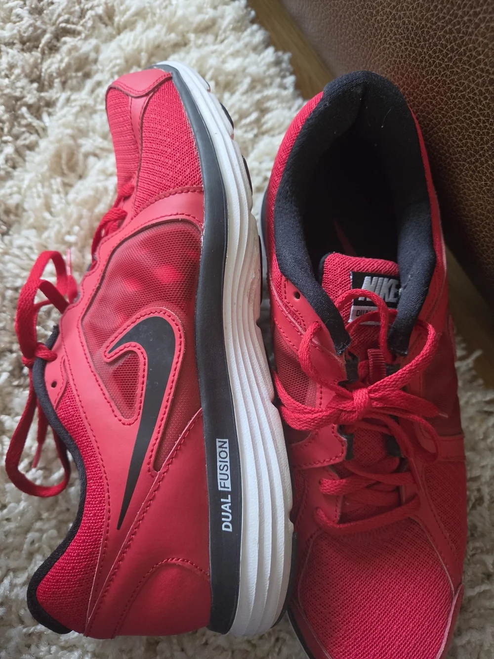 Nike Men's Athletic Running Shoes in Red